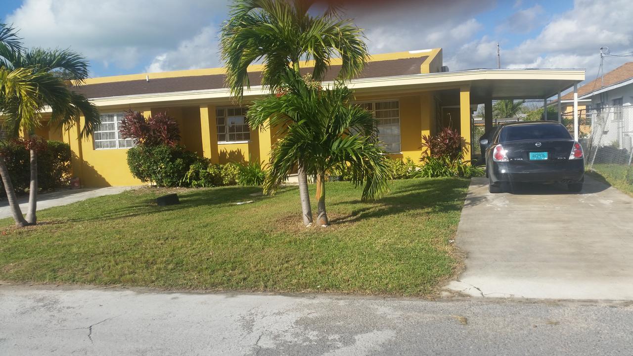 Personal Touch 1 Apartment Nassau Exterior photo